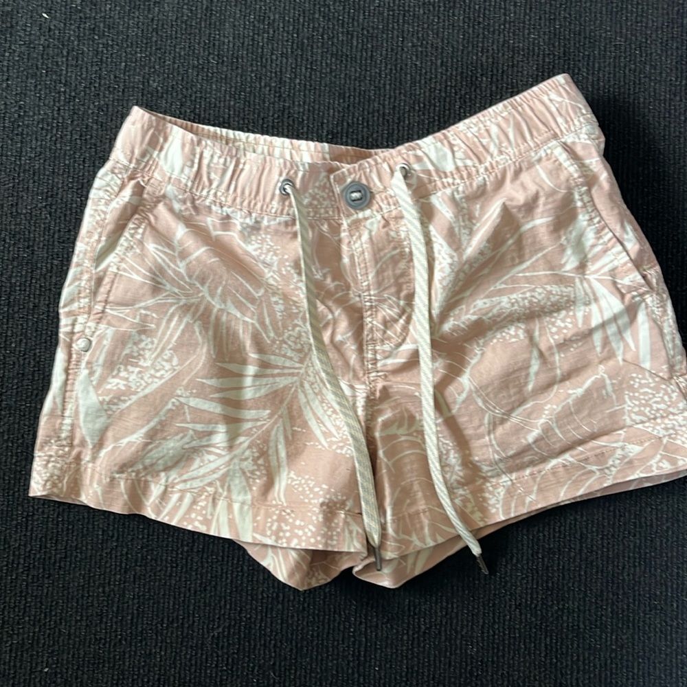 Vuori Rip Stop Shorts Small